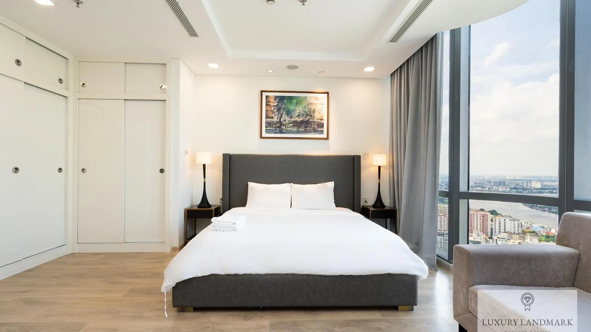 Aparthotel The Signature Landmark 81 - Vinhomes Central Binh Thanh Ho Chi Minh City