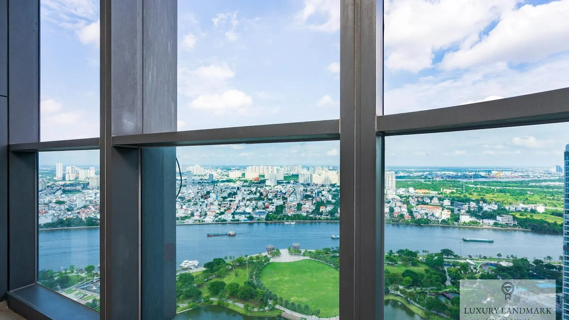 The Signature Landmark 81 - Vinhomes Central Binh Thanh Ho Chi Minh City Vietnam