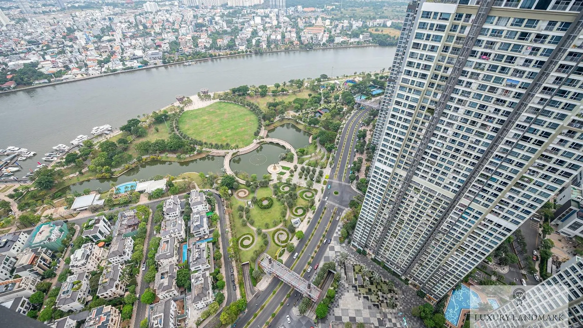 The Signature Landmark 81 - Vinhomes Central Binh Thanh Ho Chi Minh City