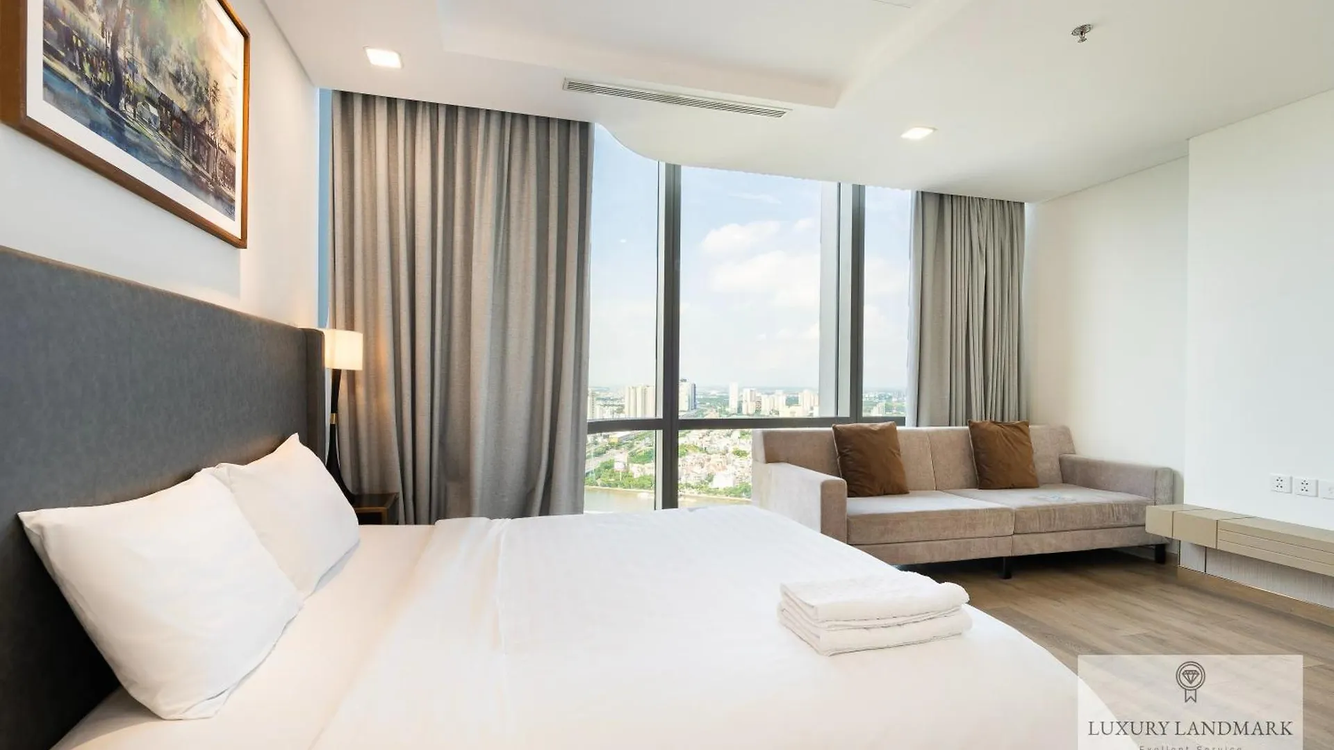The Signature Landmark 81 - Vinhomes Central Binh Thanh Ho Chi Minh City 4*,