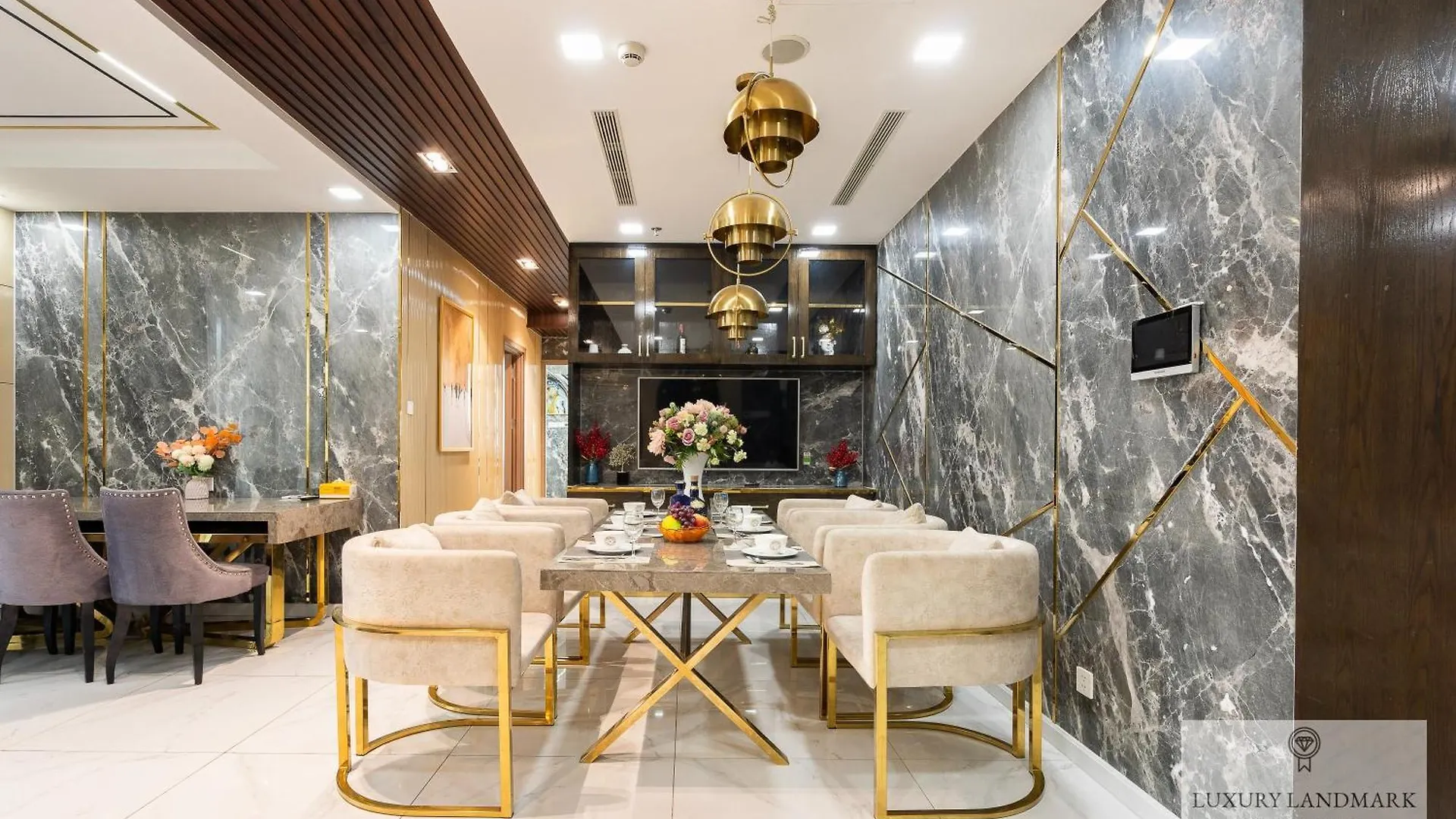The Signature Landmark 81 - Vinhomes Central Binh Thanh Ho Chi Minh City 4*,