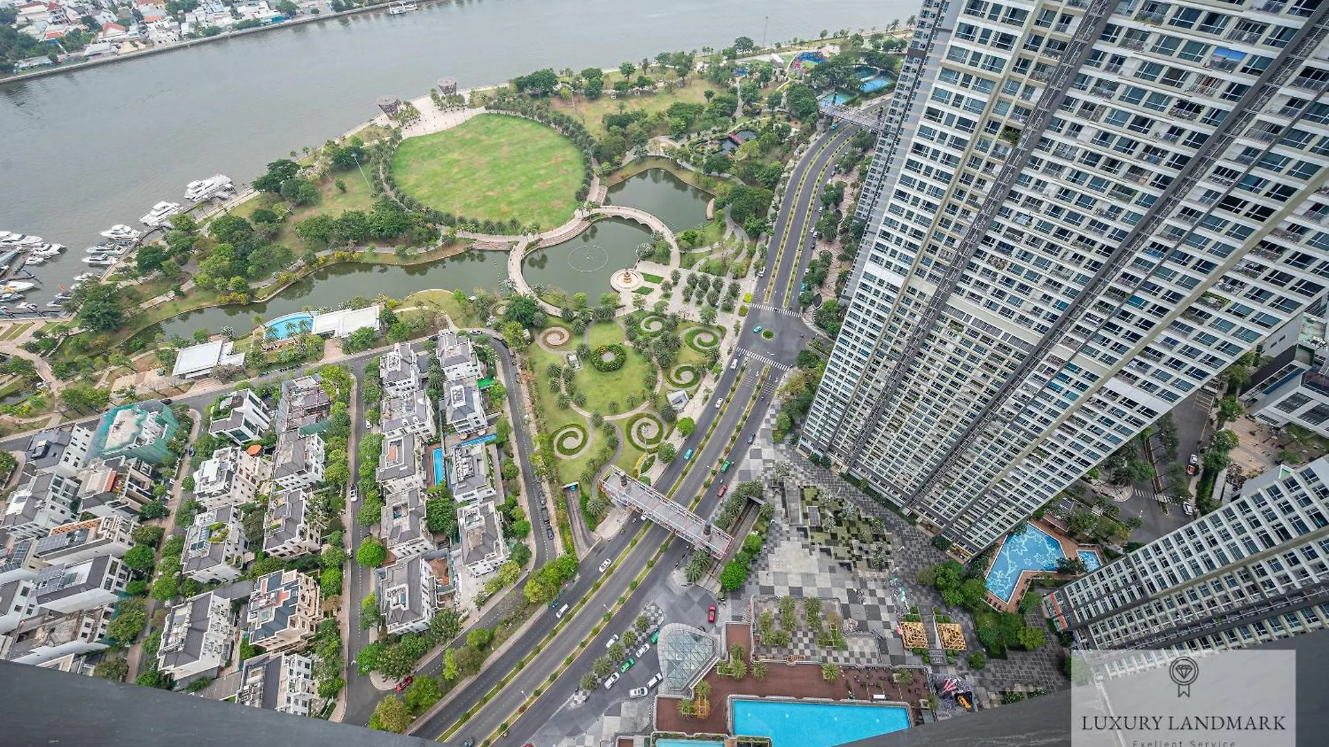 **** Aparthotel The Signature Landmark 81 - Vinhomes Central Binh Thanh Ho Chi Minh City Vietnam