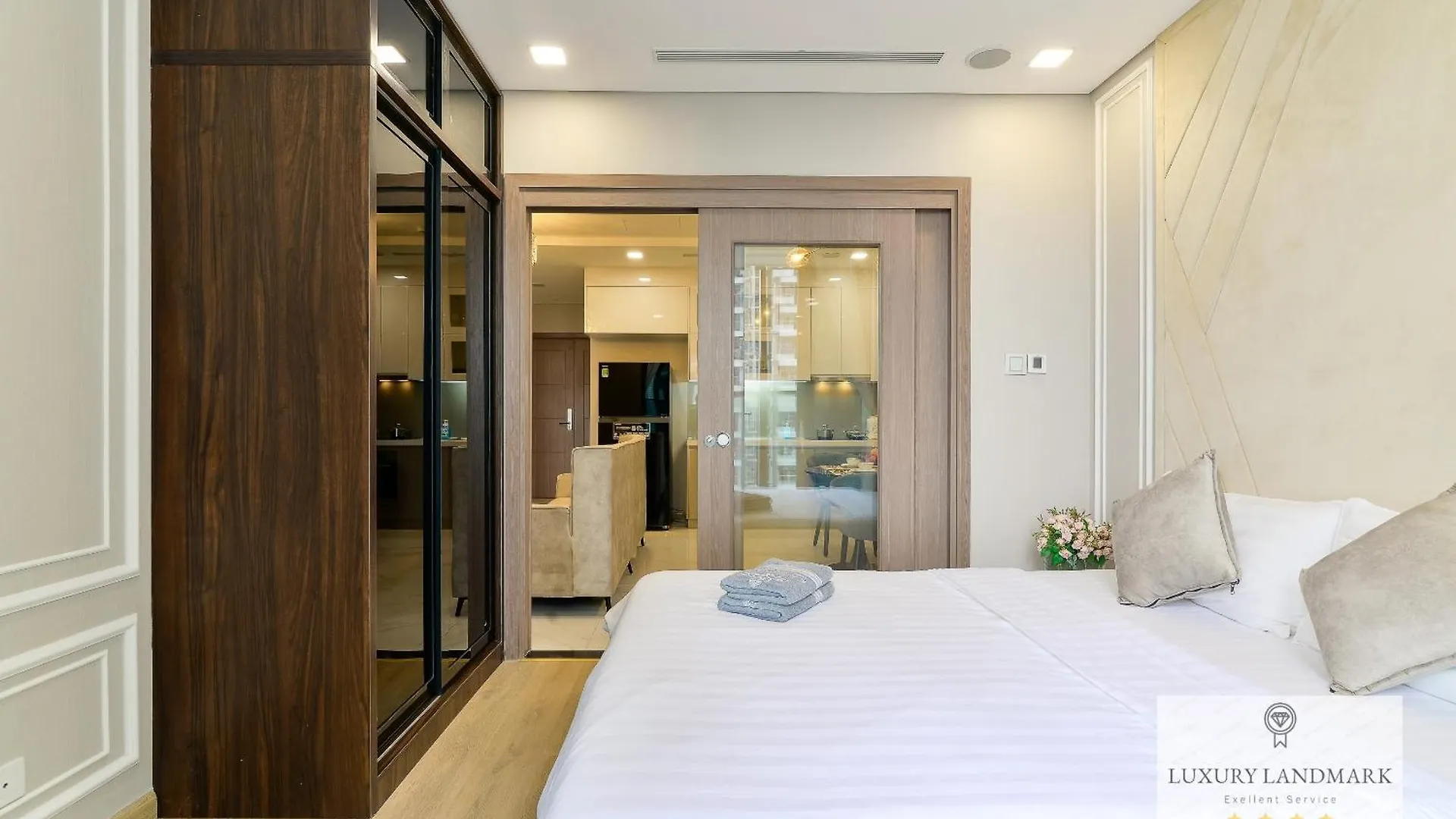 The Signature Landmark 81 - Vinhomes Central Binh Thanh Ho Chi Minh City 4*,