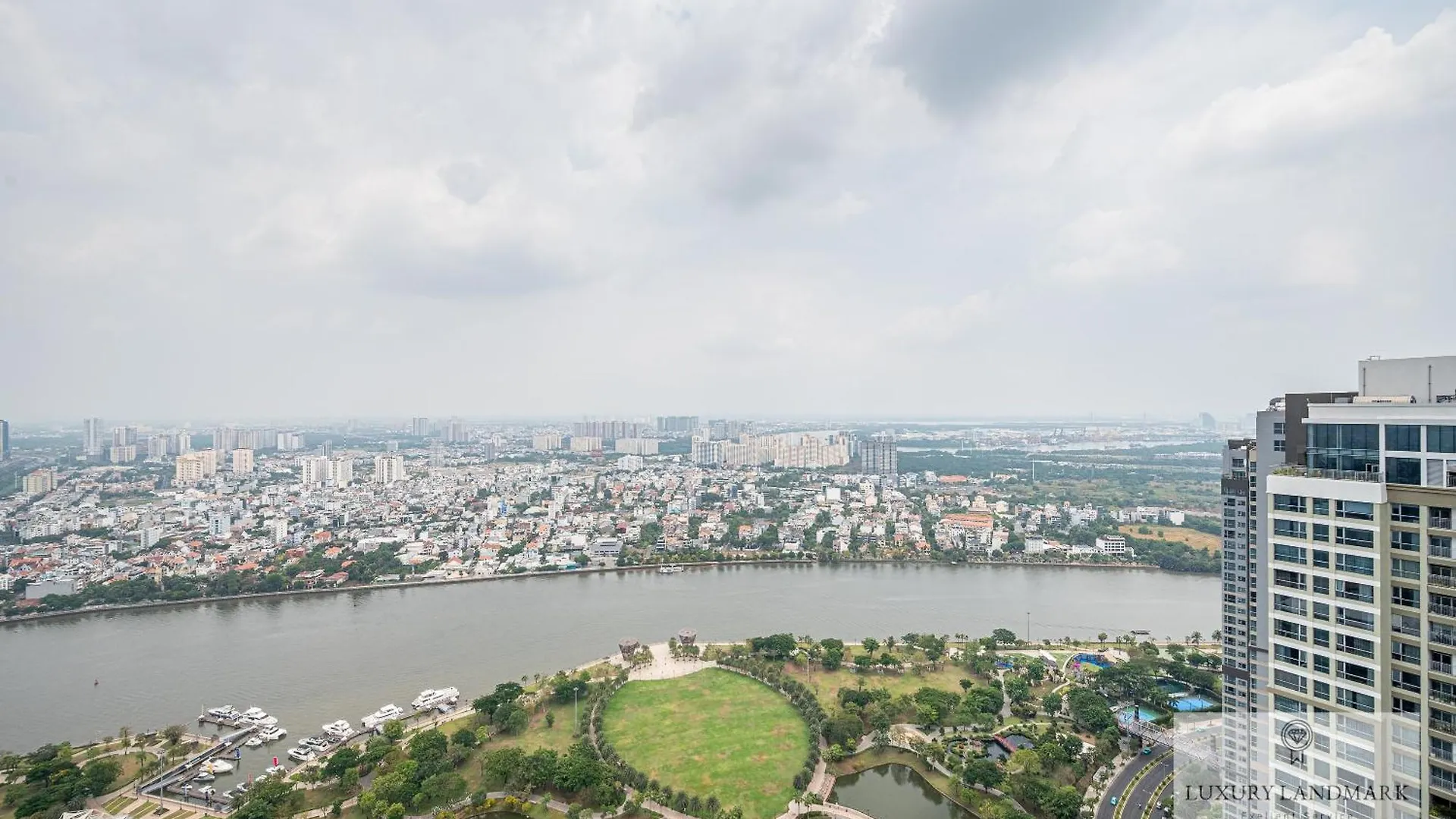 The Signature Landmark 81 - Vinhomes Central Binh Thanh Ho Chi Minh City
