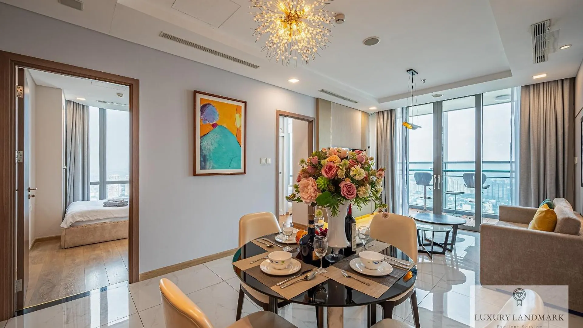 The Signature Landmark 81 - Vinhomes Central Binh Thanh Ho Chi Minh City Aparthotel