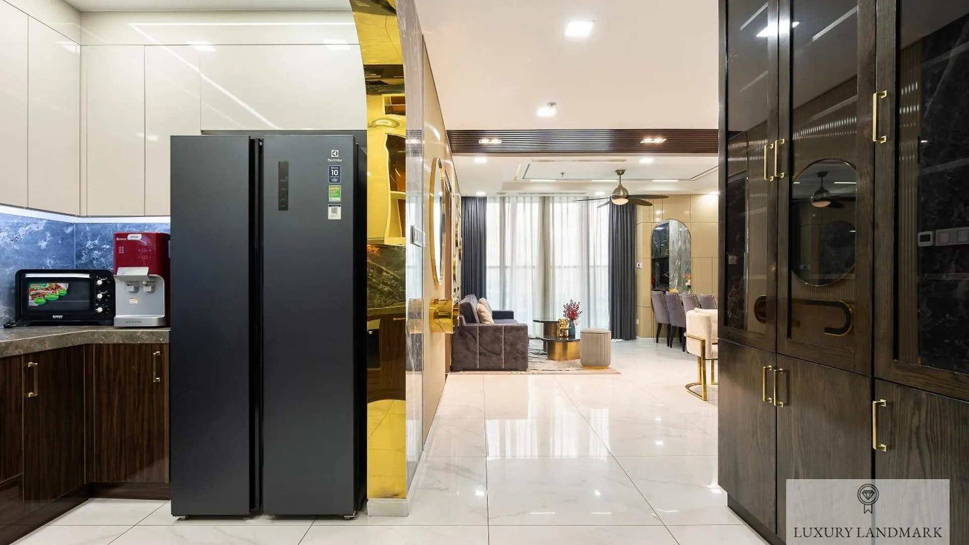 הו צ'י מין סיטי The Signature Landmark 81 - Vinhomes Central Binh Thanh 4*, הו צ'י מין סיטי